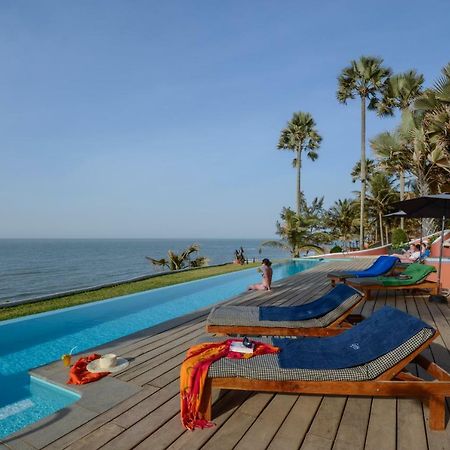 Ngala Lodge Fajara Екстер'єр фото